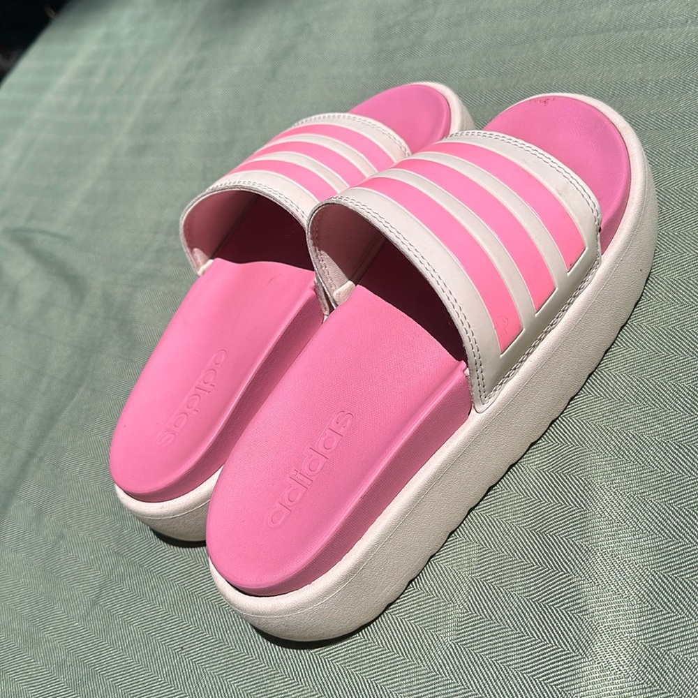 Pink adidas summer slides very cute for beach. Barely worn, great condition.